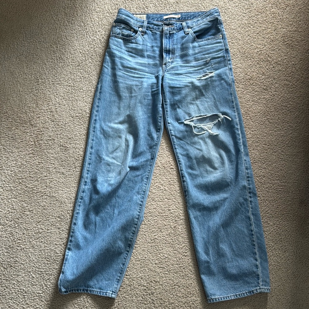 Light Wash Levi’s Baggy Dad Jean